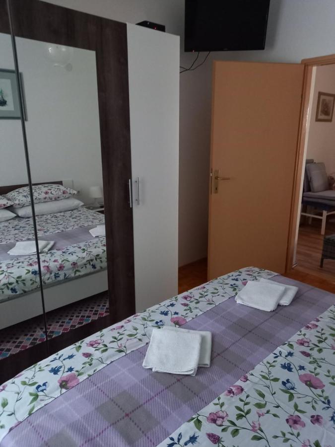 Oaza Apartment Ražanac Екстериор снимка